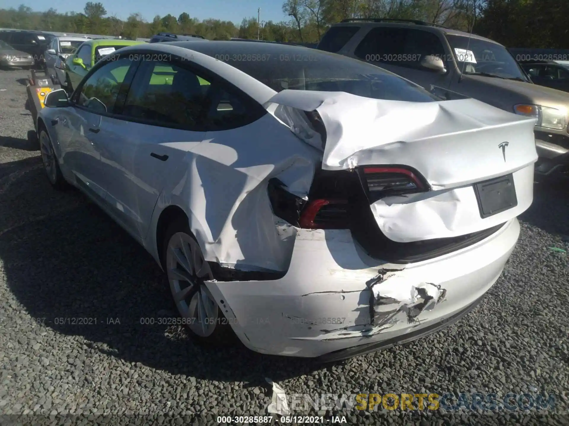 3 Photograph of a damaged car 5YJ3E1EAXMF921994 TESLA MODEL 3 2021