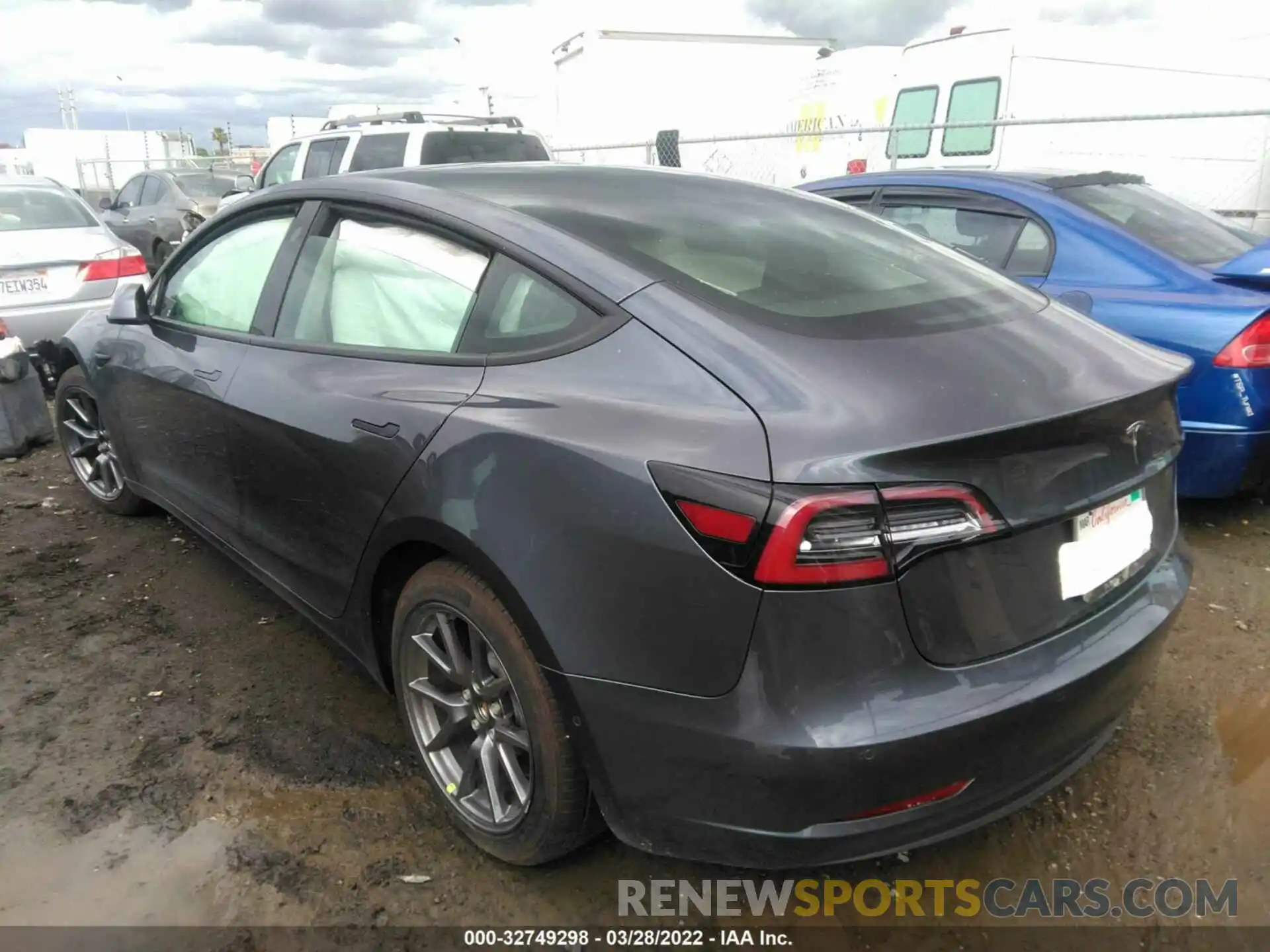 3 Photograph of a damaged car 5YJ3E1EAXMF930209 TESLA MODEL 3 2021