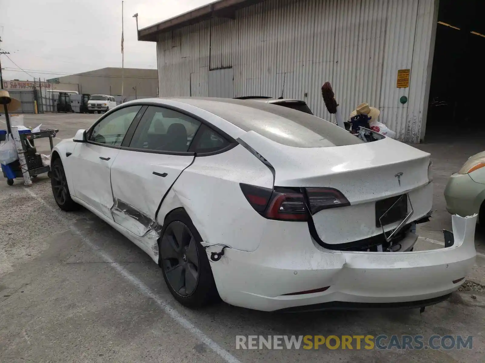 3 Photograph of a damaged car 5YJ3E1EAXMF939492 TESLA MODEL 3 2021