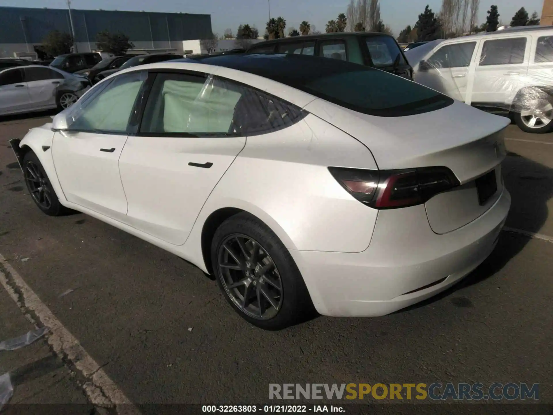 3 Photograph of a damaged car 5YJ3E1EAXMF941601 TESLA MODEL 3 2021