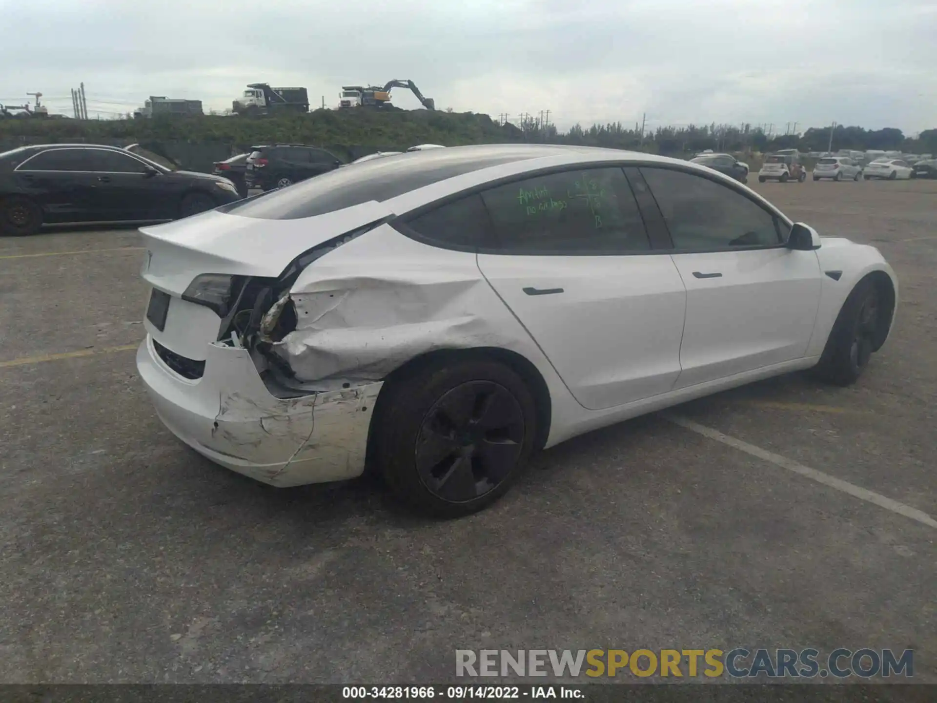 4 Photograph of a damaged car 5YJ3E1EAXMF969091 TESLA MODEL 3 2021