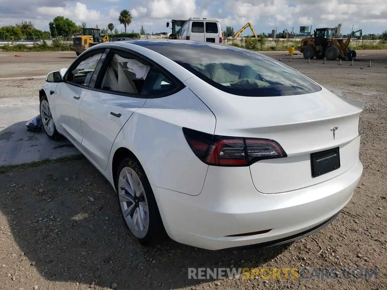 3 Photograph of a damaged car 5YJ3E1EAXMF989728 TESLA MODEL 3 2021