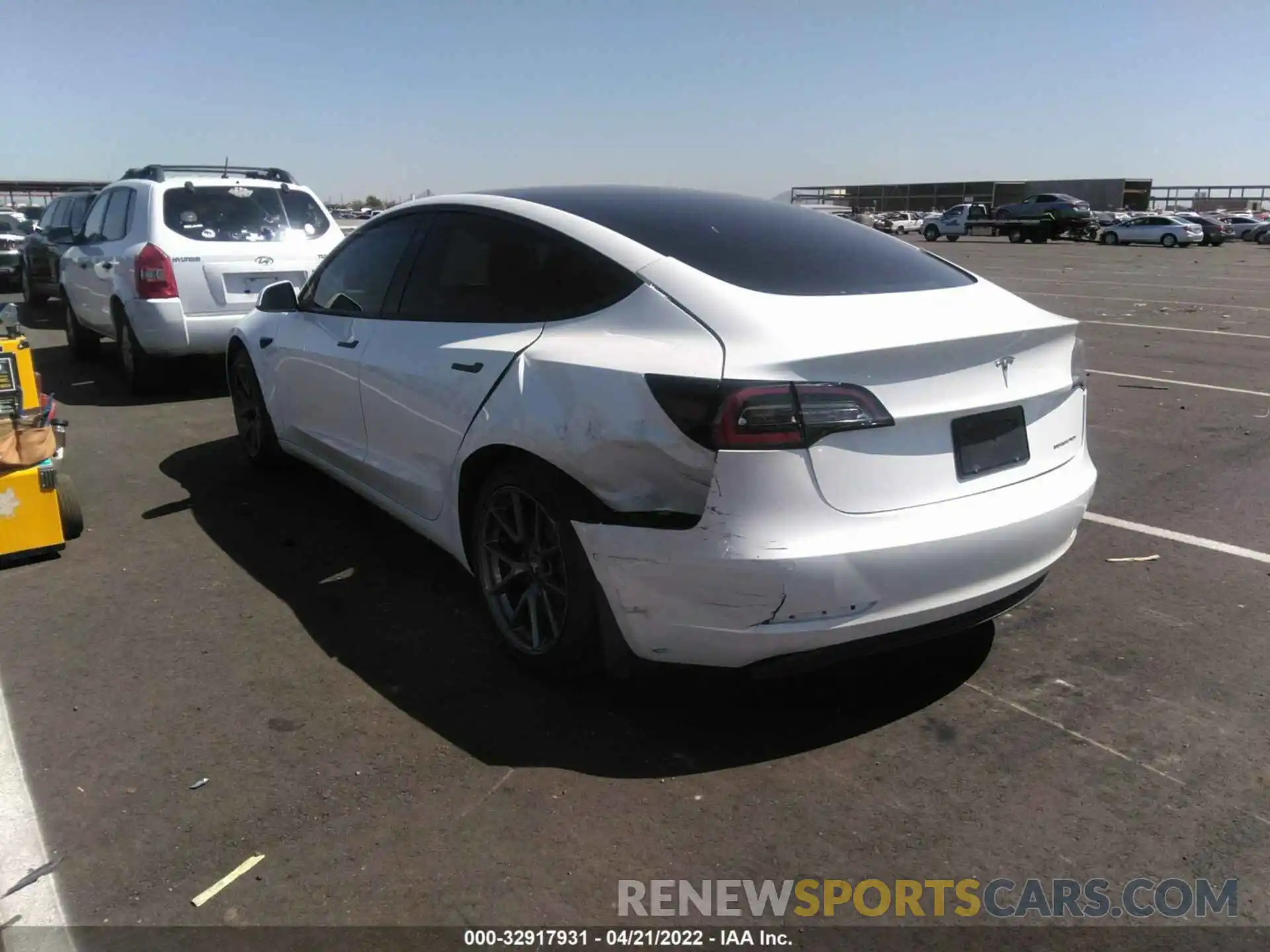 3 Photograph of a damaged car 5YJ3E1EAXMF989888 TESLA MODEL 3 2021