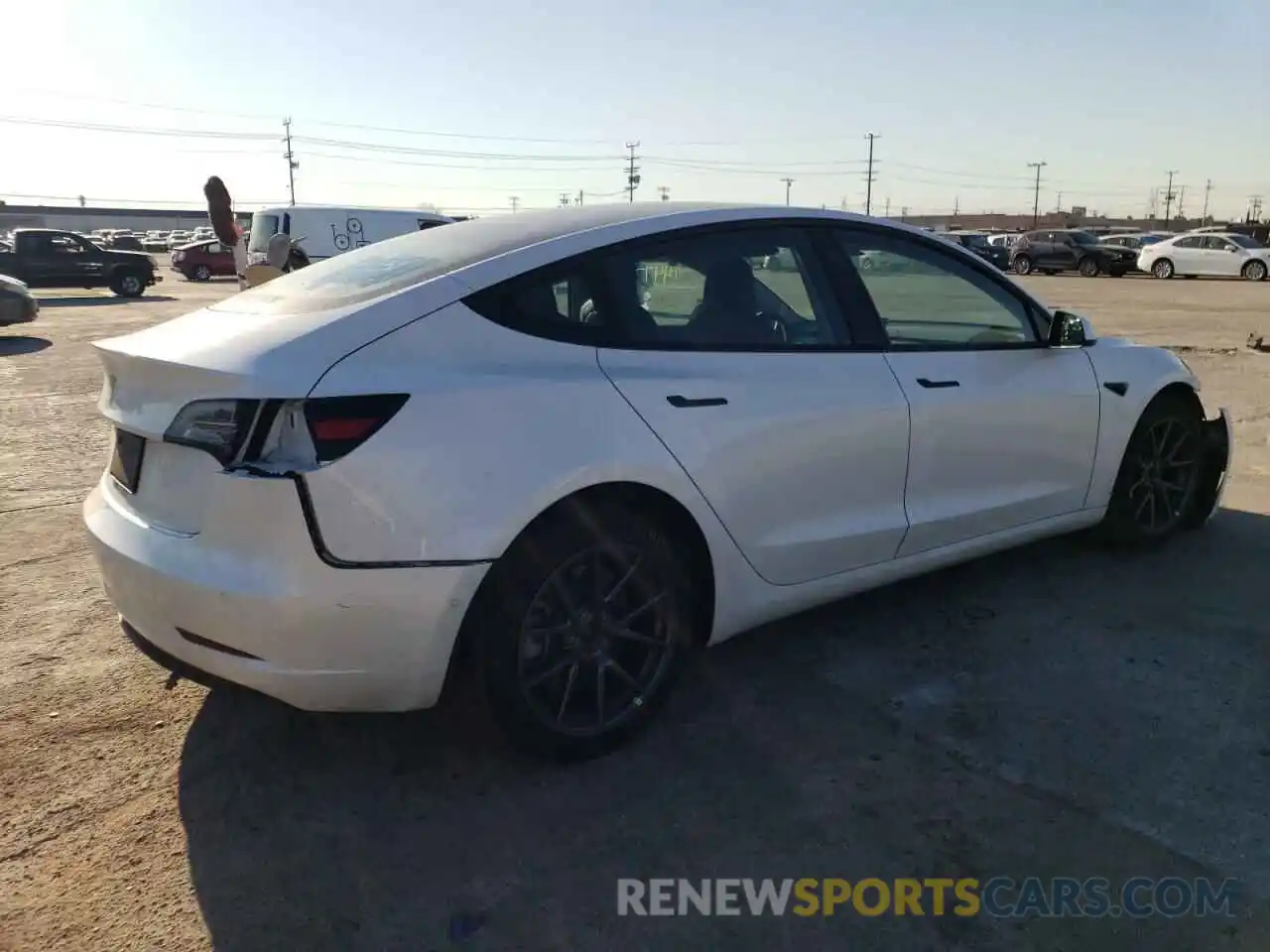 4 Photograph of a damaged car 5YJ3E1EAXMF992547 TESLA MODEL 3 2021