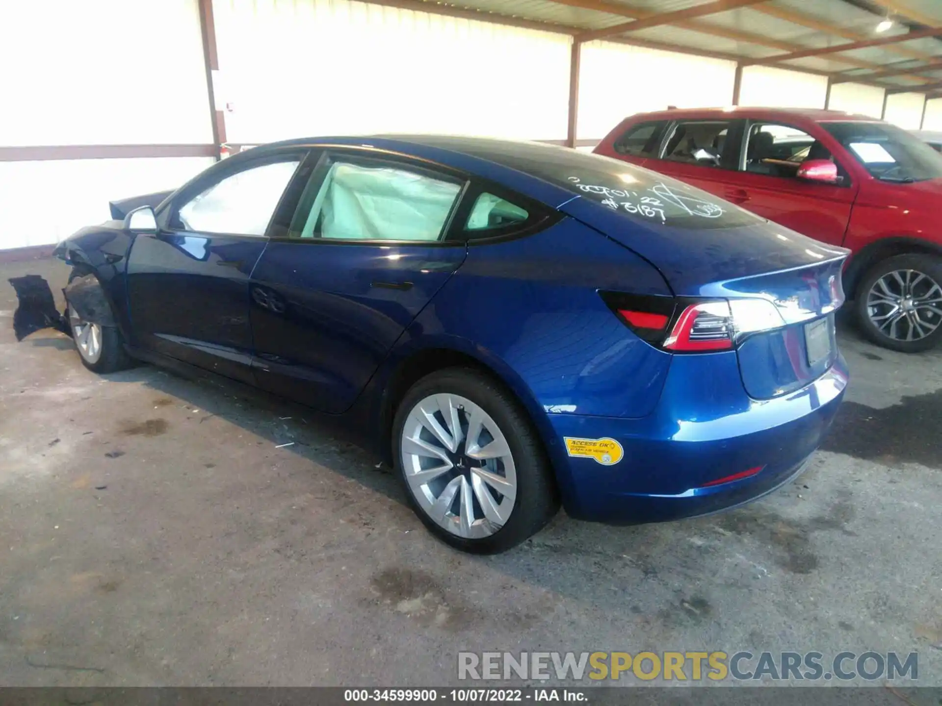 3 Photograph of a damaged car 5YJ3E1EB0MF064853 TESLA MODEL 3 2021