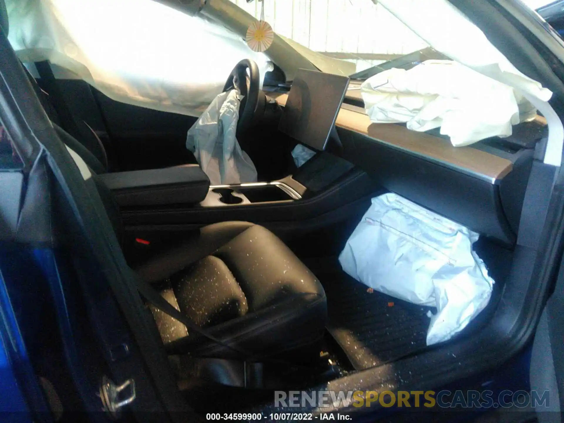 5 Photograph of a damaged car 5YJ3E1EB0MF064853 TESLA MODEL 3 2021