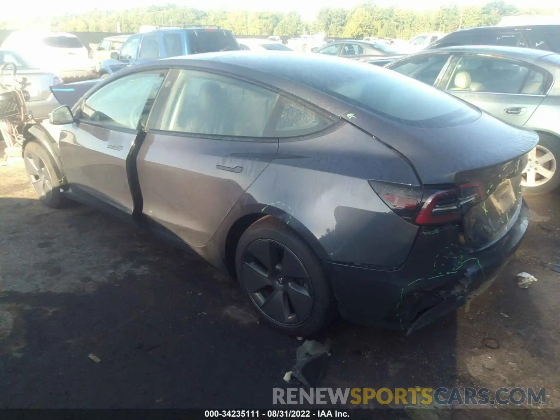 3 Photograph of a damaged car 5YJ3E1EB0MF853147 TESLA MODEL 3 2021