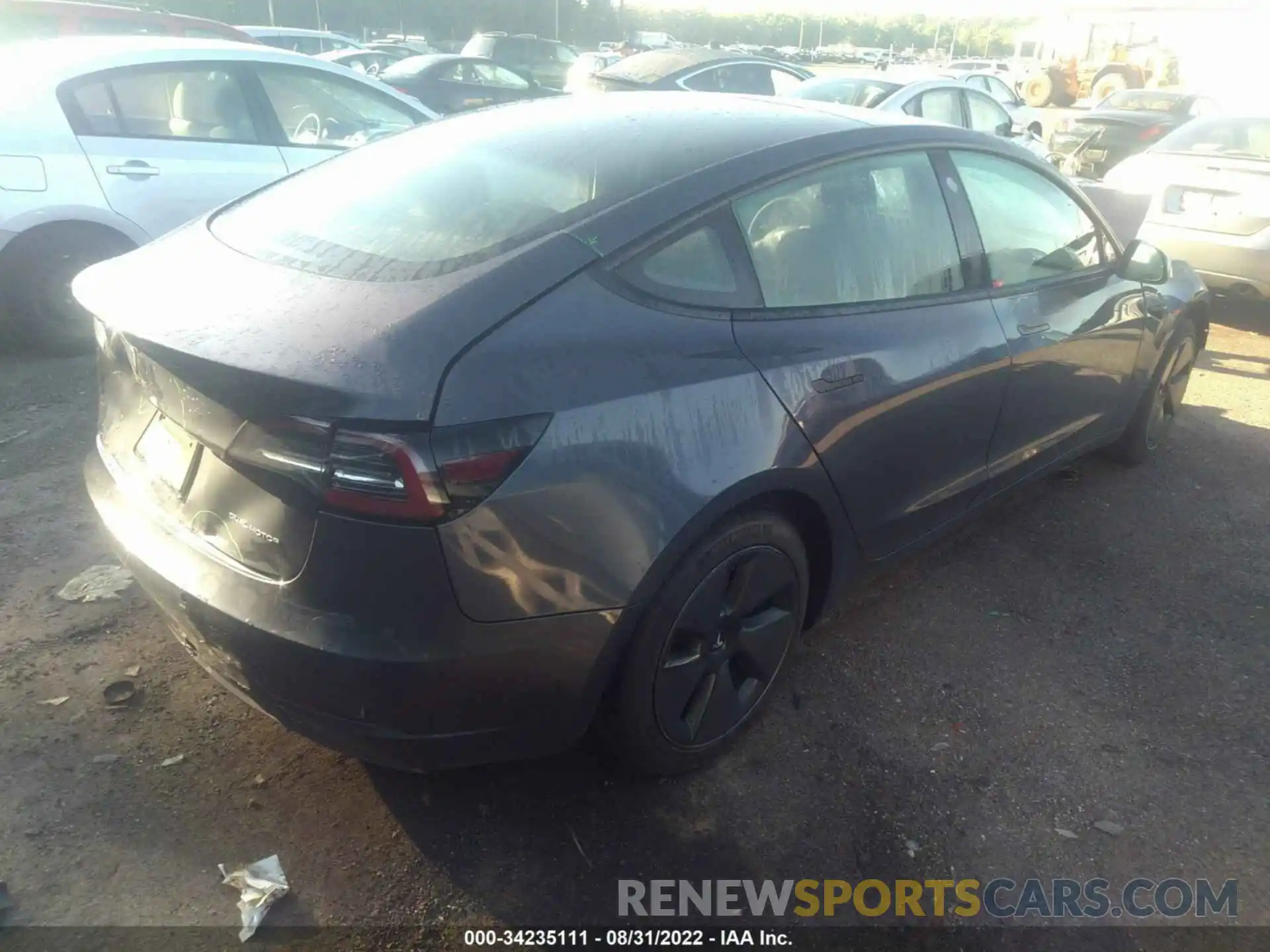 4 Photograph of a damaged car 5YJ3E1EB0MF853147 TESLA MODEL 3 2021