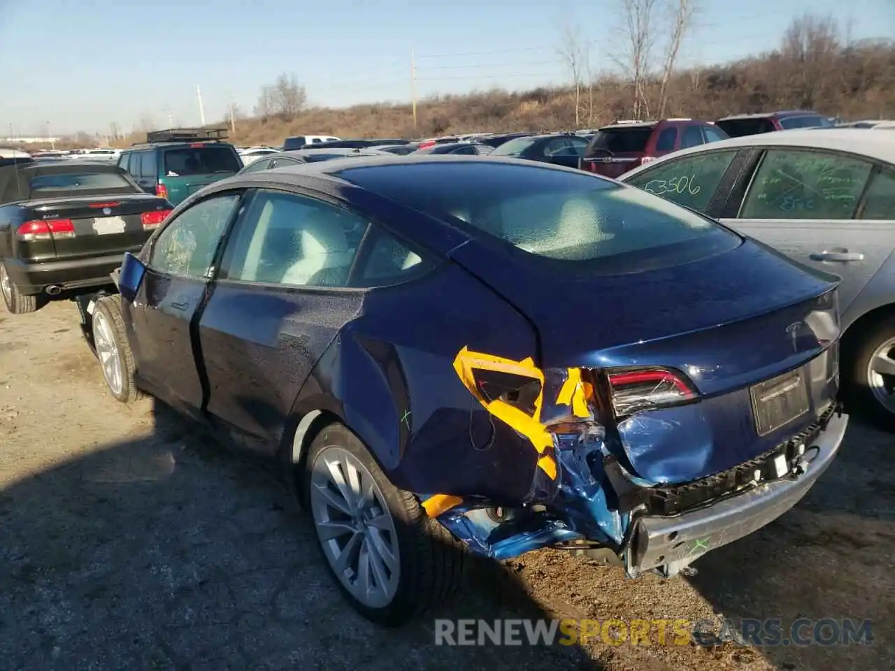 3 Photograph of a damaged car 5YJ3E1EB0MF903268 TESLA MODEL 3 2021