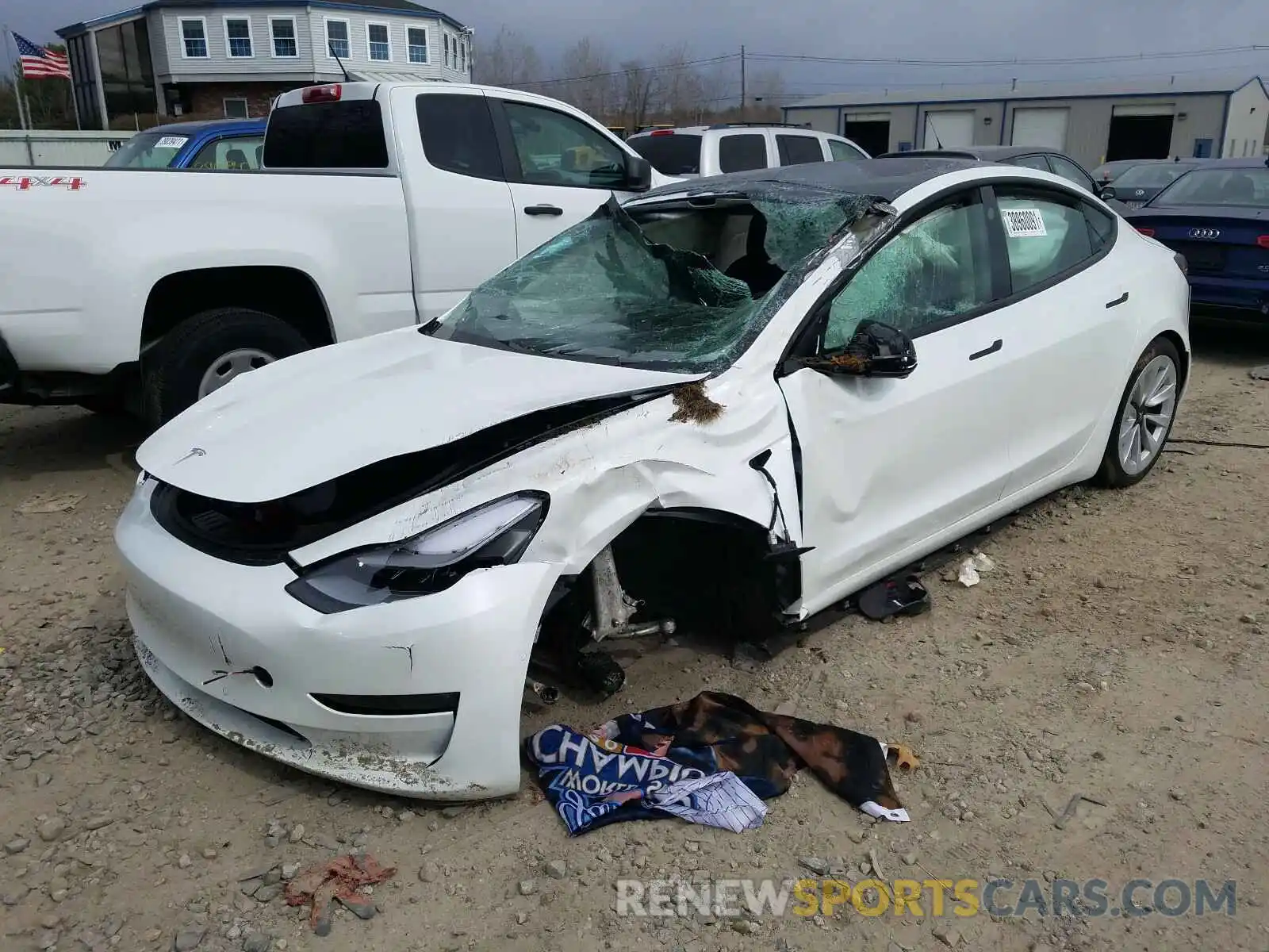 2 Photograph of a damaged car 5YJ3E1EB0MF906817 TESLA MODEL 3 2021