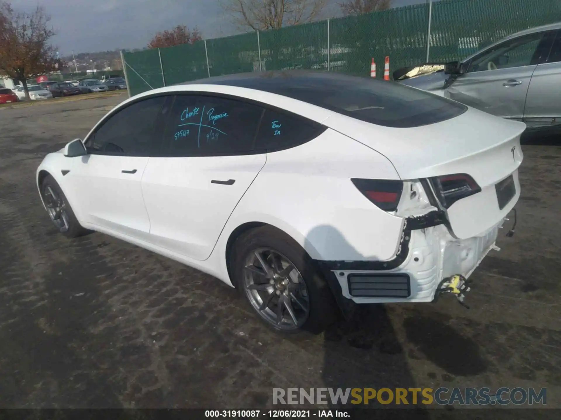 3 Photograph of a damaged car 5YJ3E1EB0MF984207 TESLA MODEL 3 2021