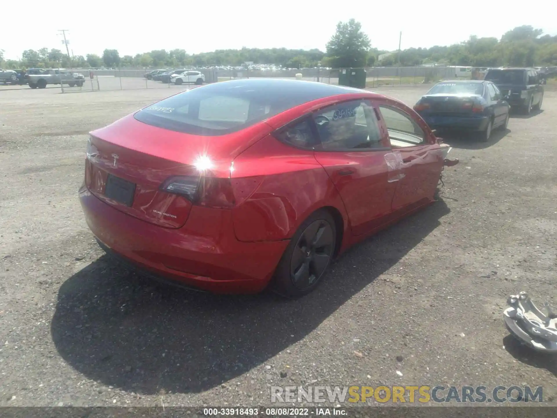 4 Photograph of a damaged car 5YJ3E1EB0MF992260 TESLA MODEL 3 2021