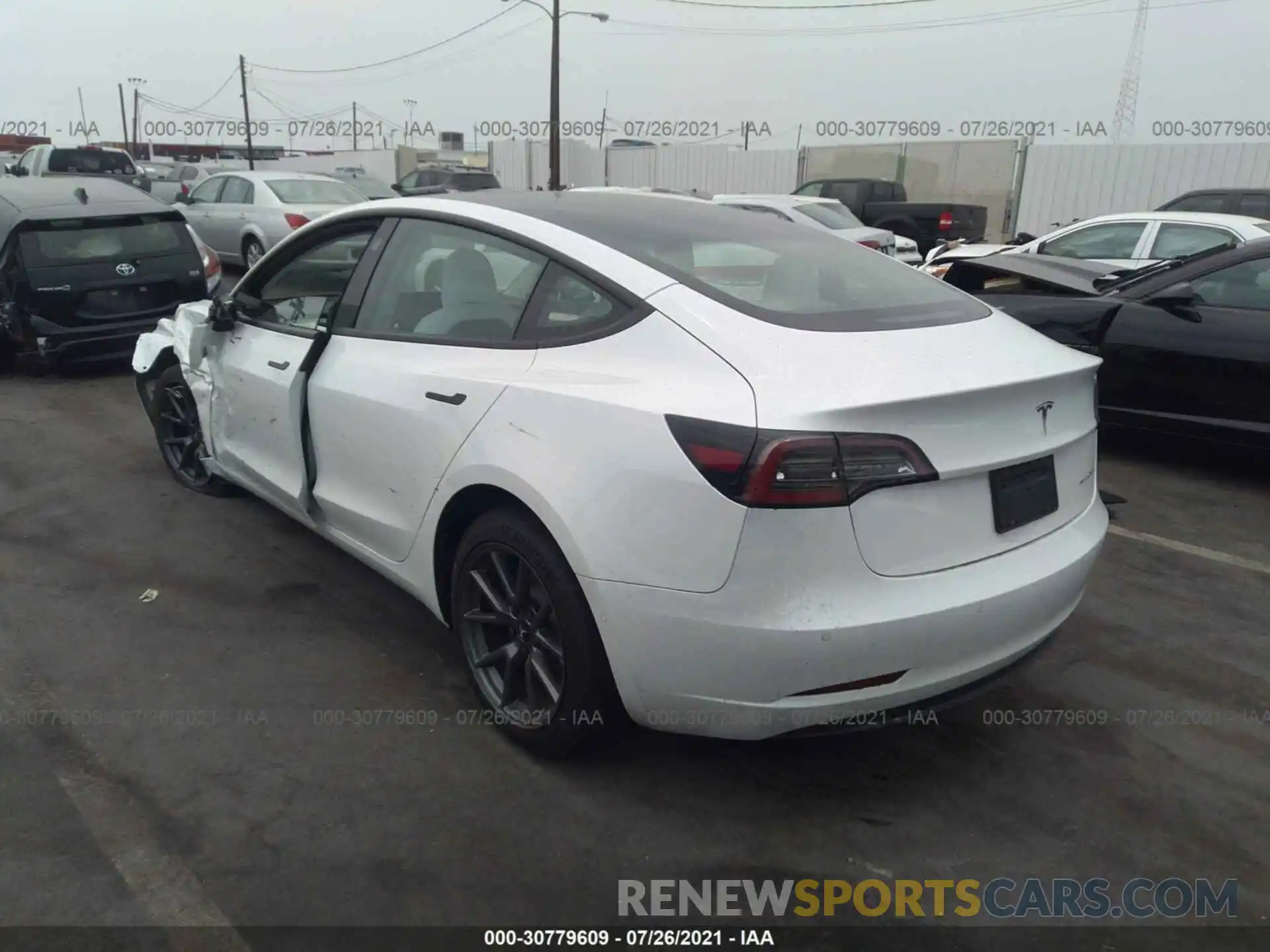 3 Photograph of a damaged car 5YJ3E1EB1MF001017 TESLA MODEL 3 2021