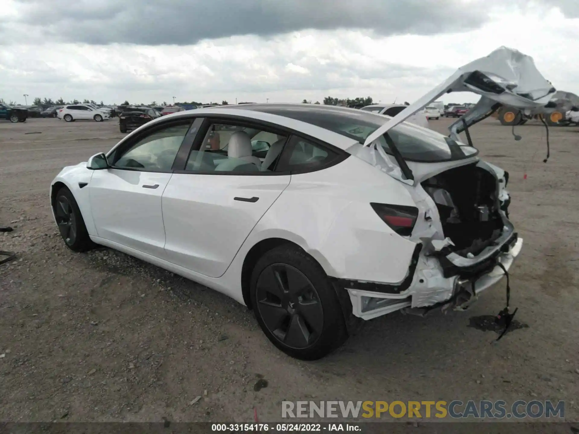 3 Photograph of a damaged car 5YJ3E1EB1MF013328 TESLA MODEL 3 2021