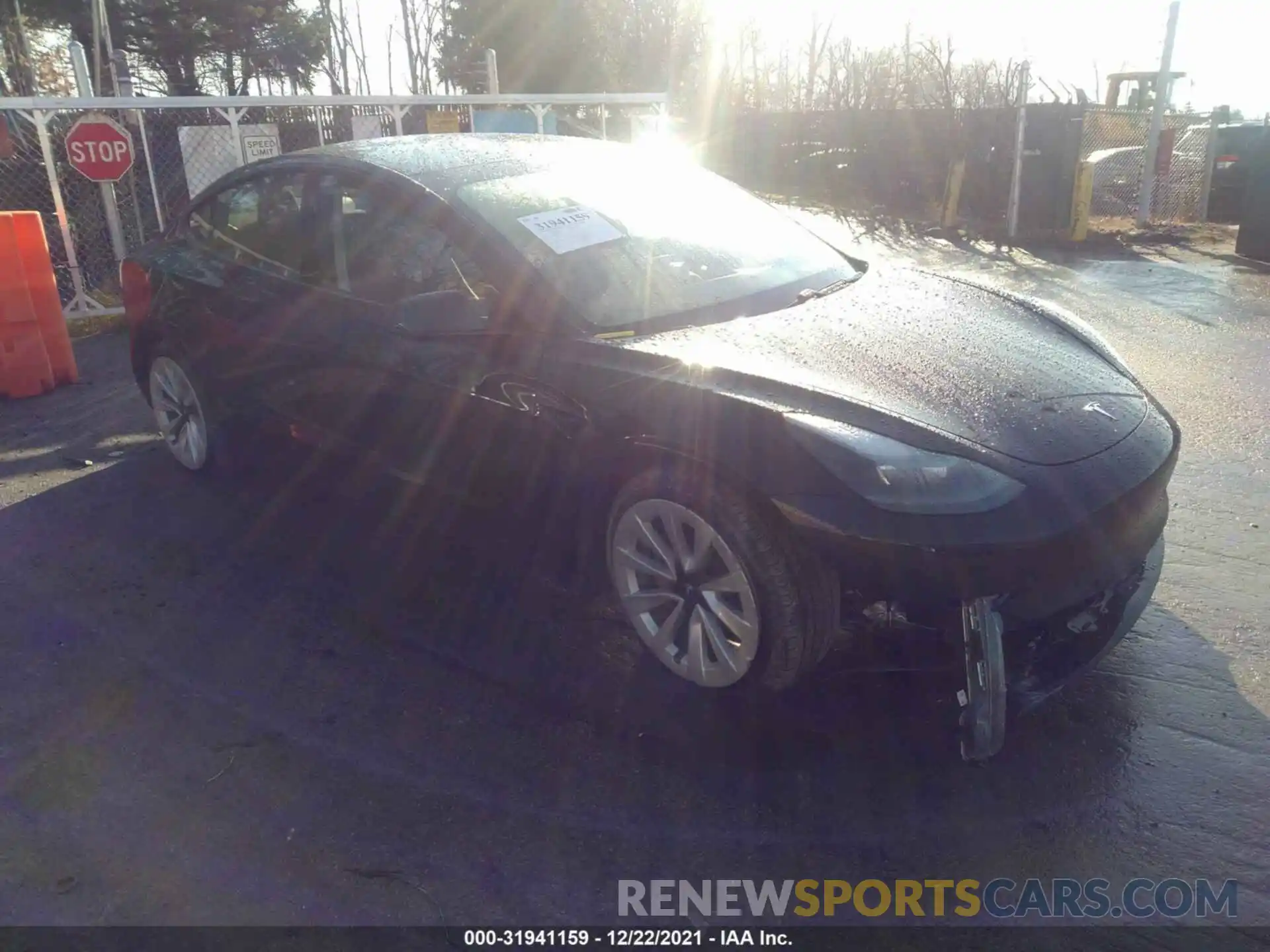 1 Photograph of a damaged car 5YJ3E1EB1MF044384 TESLA MODEL 3 2021