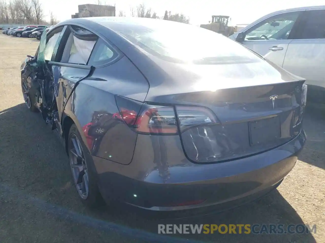 3 Photograph of a damaged car 5YJ3E1EB1MF048497 TESLA MODEL 3 2021