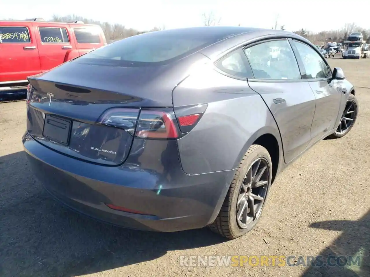 4 Photograph of a damaged car 5YJ3E1EB1MF048497 TESLA MODEL 3 2021