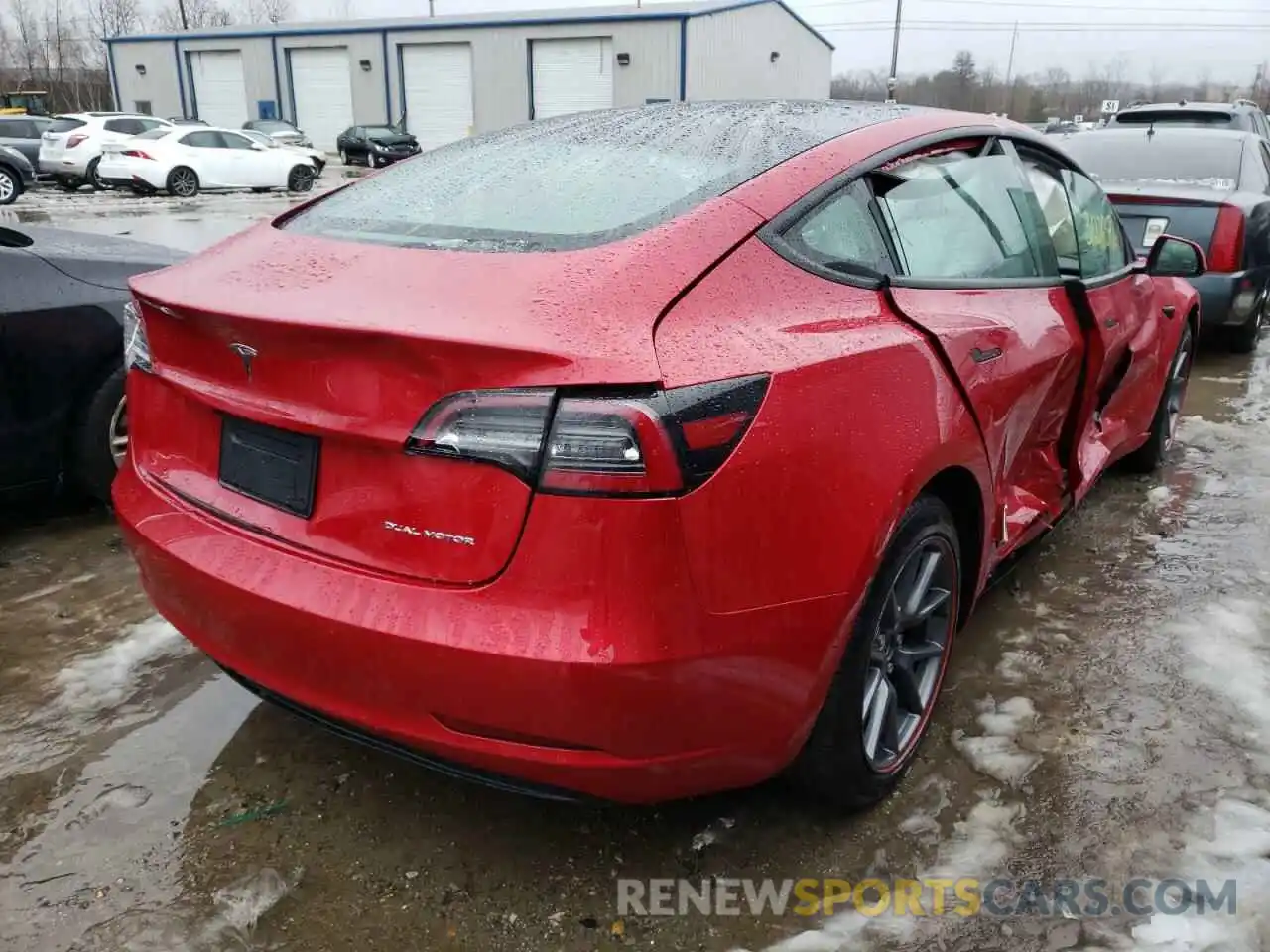 4 Photograph of a damaged car 5YJ3E1EB1MF901805 TESLA MODEL 3 2021