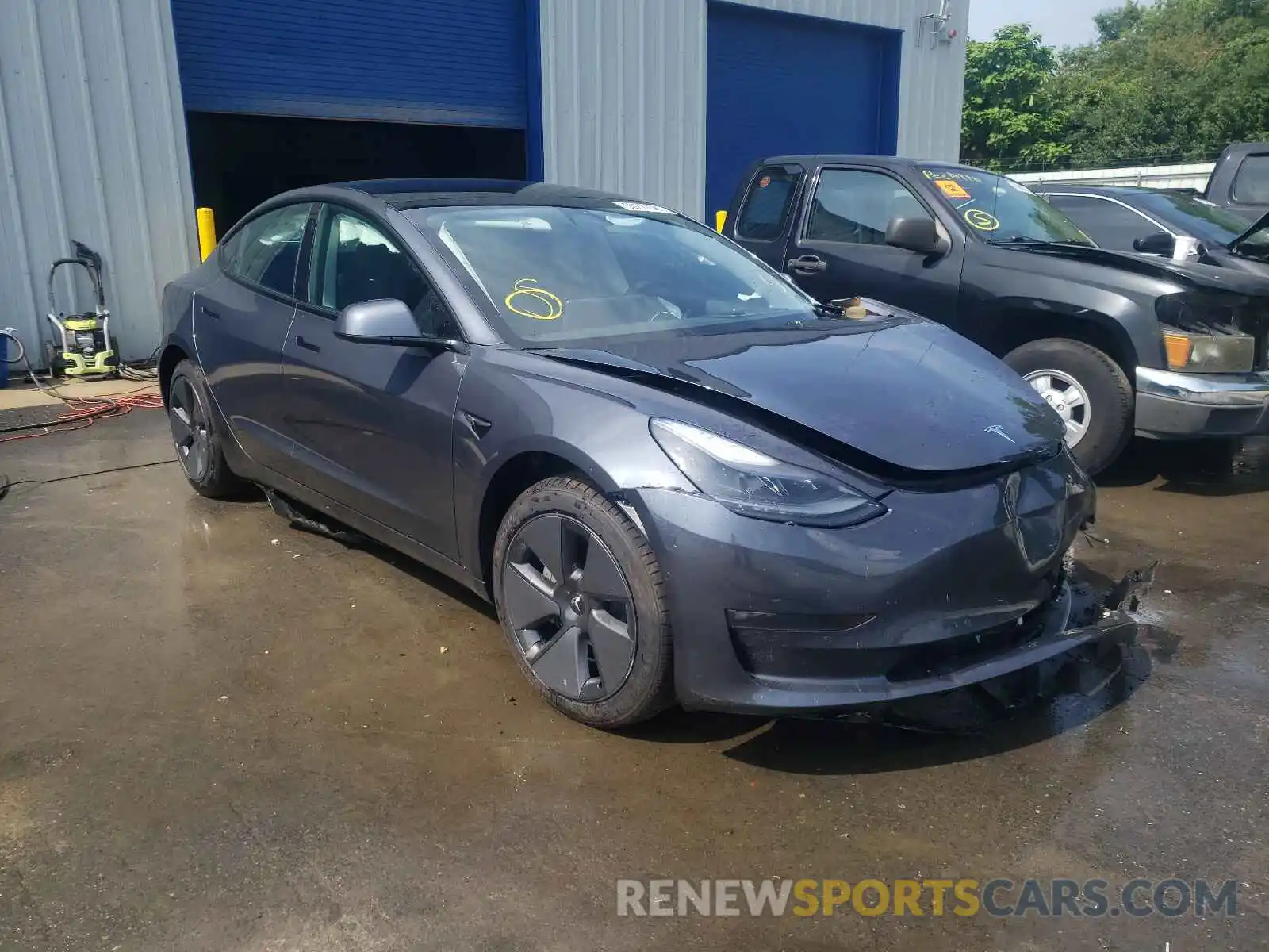 1 Photograph of a damaged car 5YJ3E1EB1MF901934 TESLA MODEL 3 2021