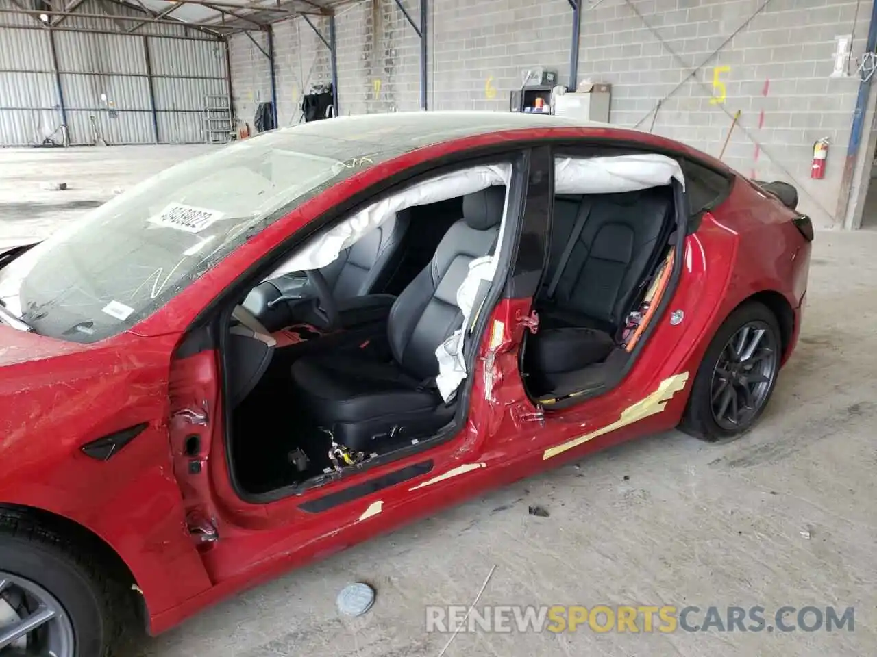 9 Photograph of a damaged car 5YJ3E1EB1MF906552 TESLA MODEL 3 2021