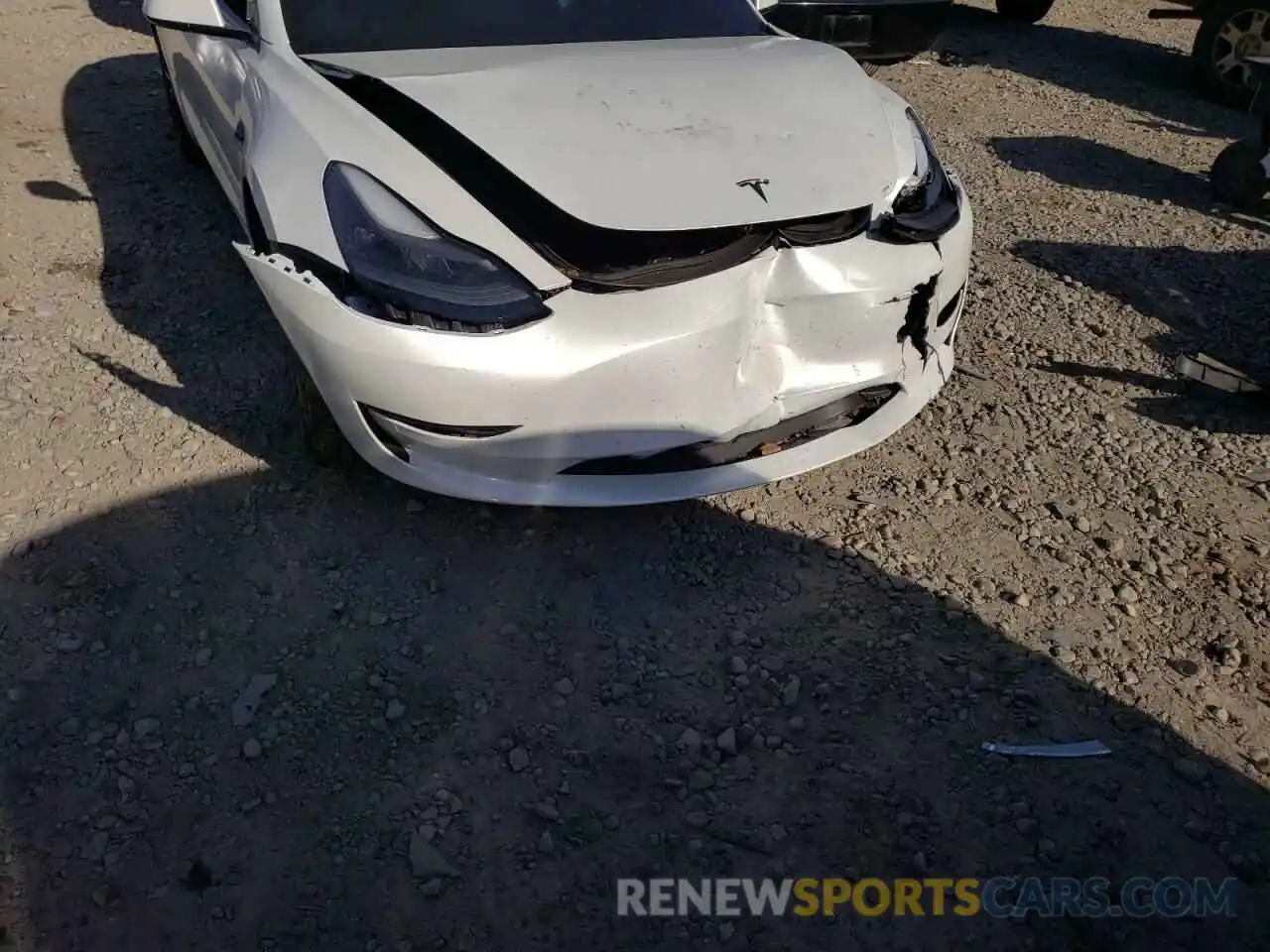 9 Photograph of a damaged car 5YJ3E1EB1MF924002 TESLA MODEL 3 2021