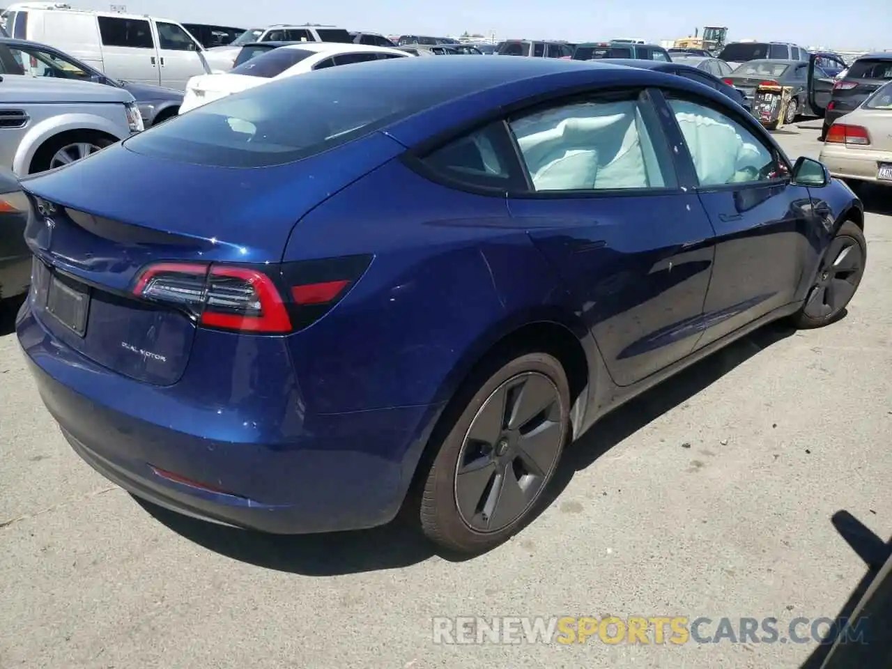 4 Фотография поврежденного автомобиля 5YJ3E1EB1MF929233 TESLA MODEL 3 2021