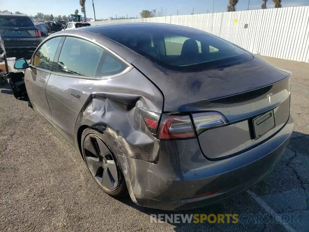 3 Photograph of a damaged car 5YJ3E1EB1MF937302 TESLA MODEL 3 2021