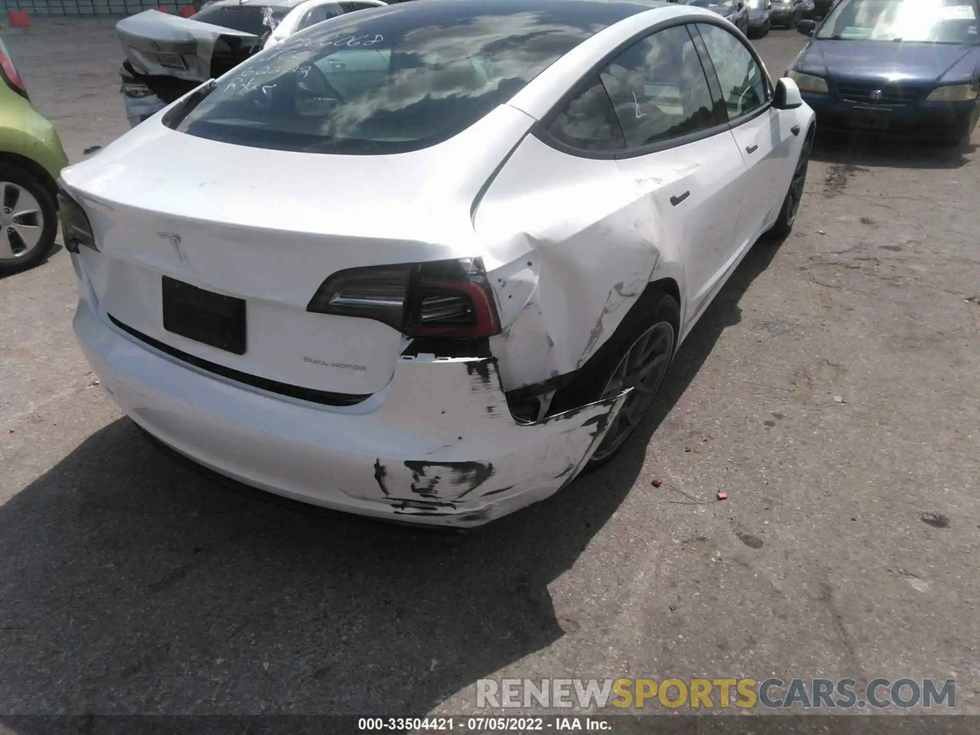 6 Photograph of a damaged car 5YJ3E1EB1MF979386 TESLA MODEL 3 2021