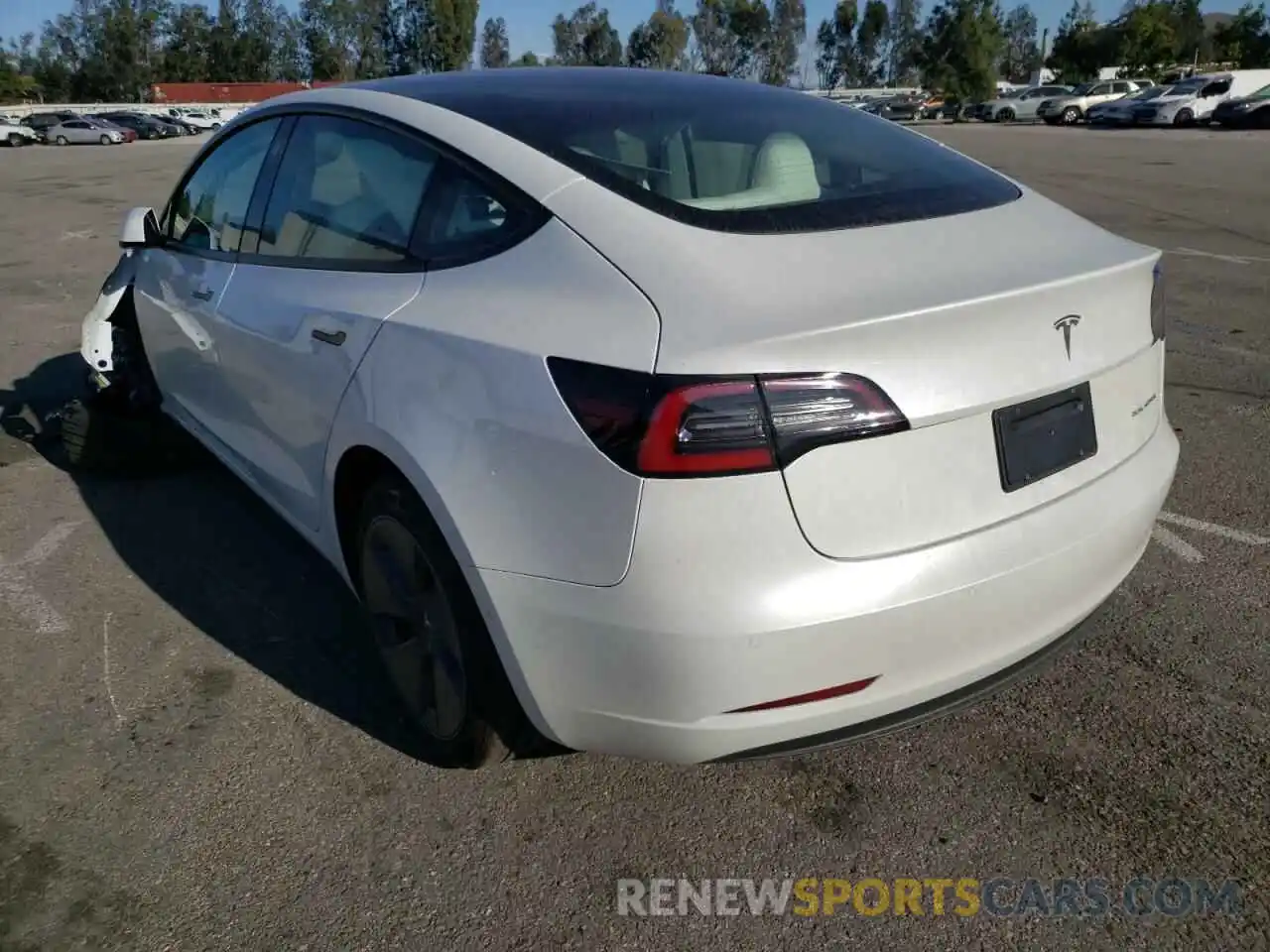 3 Photograph of a damaged car 5YJ3E1EB2MF013306 TESLA MODEL 3 2021