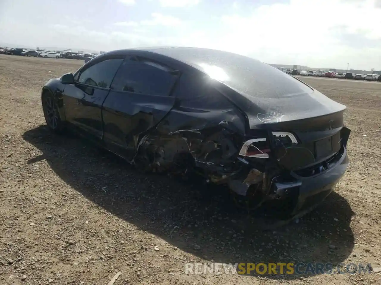 3 Photograph of a damaged car 5YJ3E1EB2MF060268 TESLA MODEL 3 2021