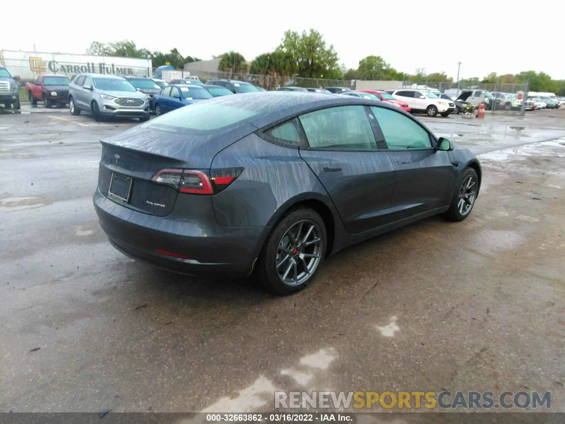 4 Photograph of a damaged car 5YJ3E1EB2MF085526 TESLA MODEL 3 2021