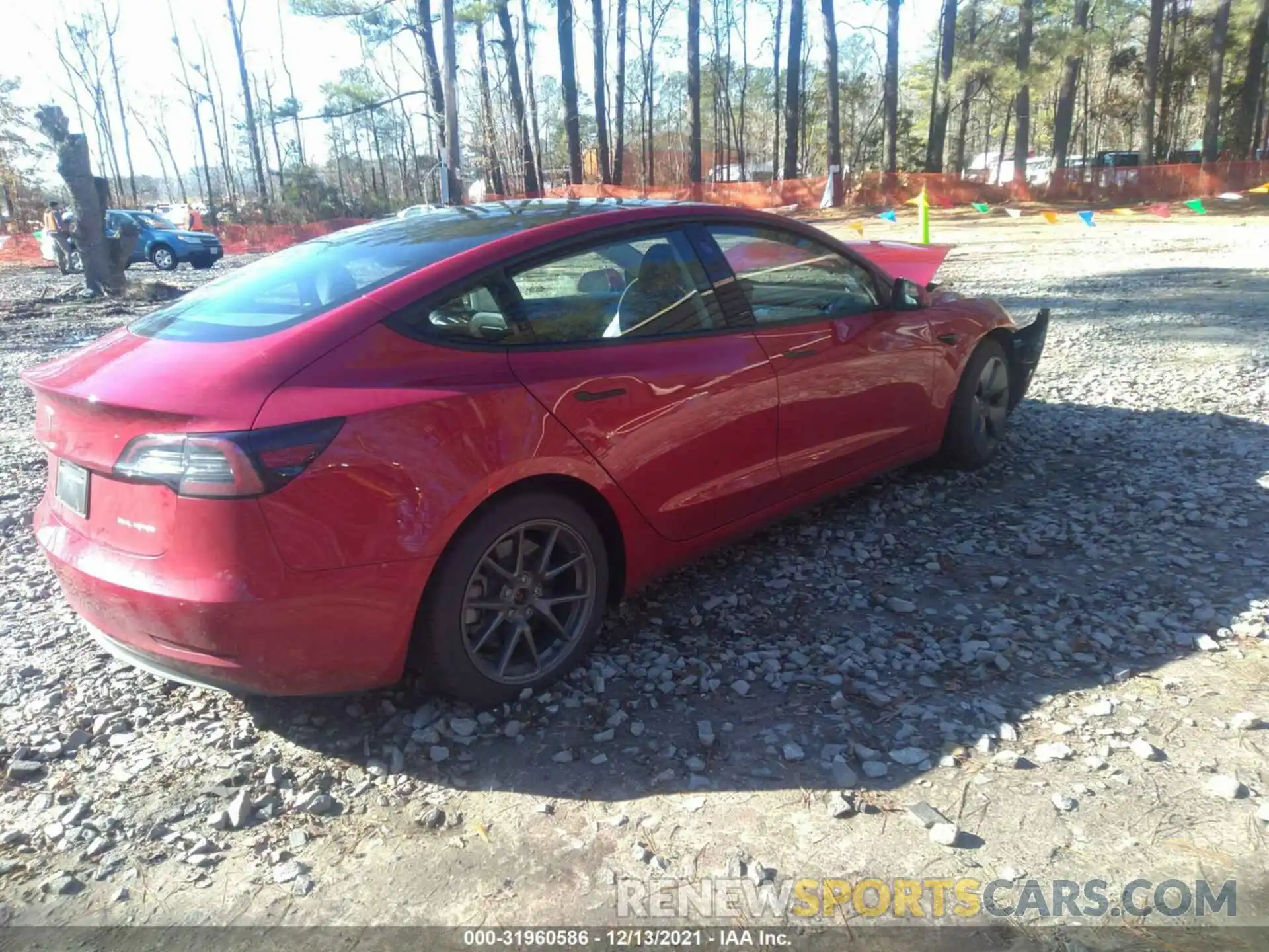 4 Фотография поврежденного автомобиля 5YJ3E1EB2MF848967 TESLA MODEL 3 2021