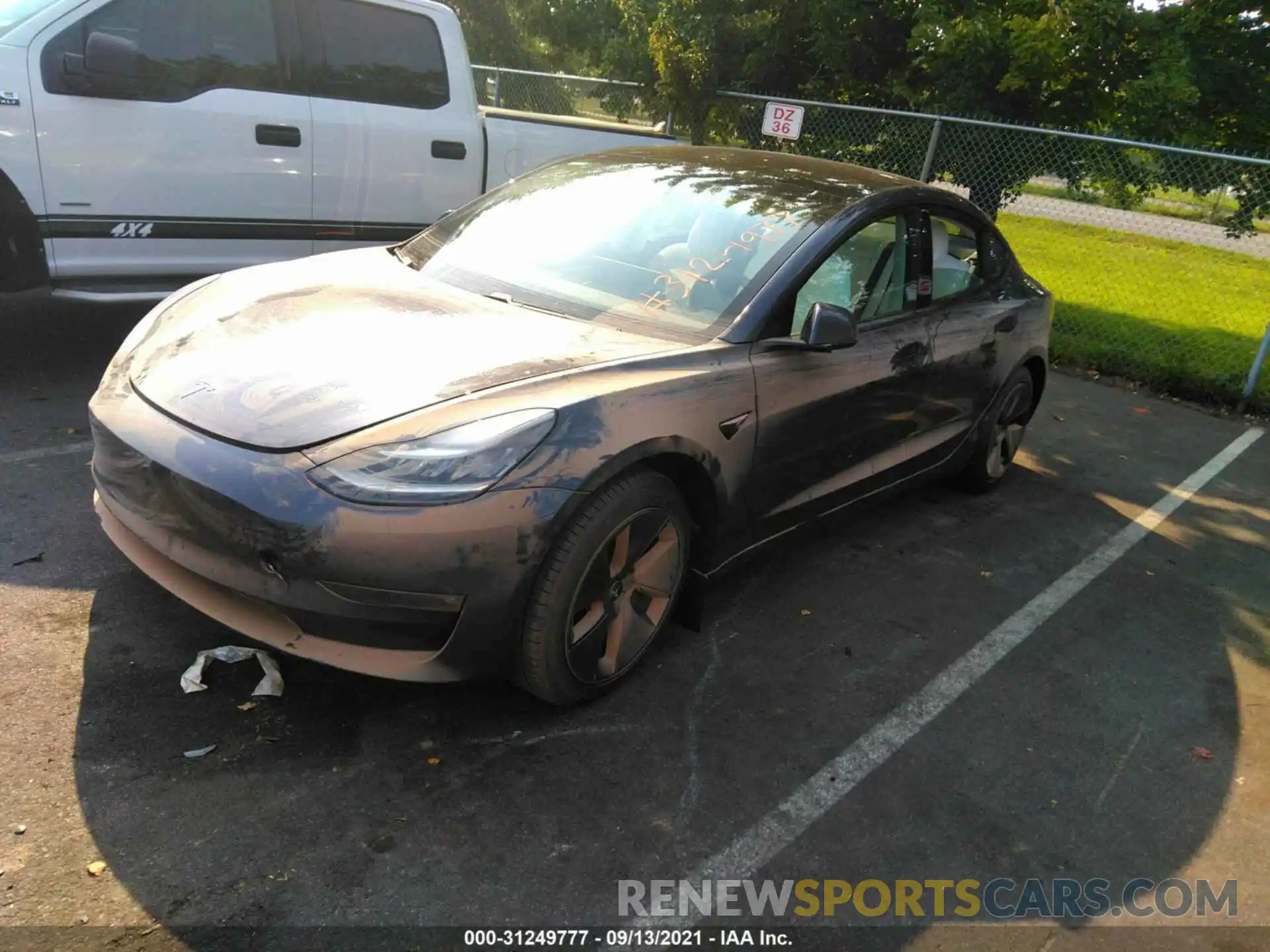 2 Фотография поврежденного автомобиля 5YJ3E1EB2MF852646 TESLA MODEL 3 2021