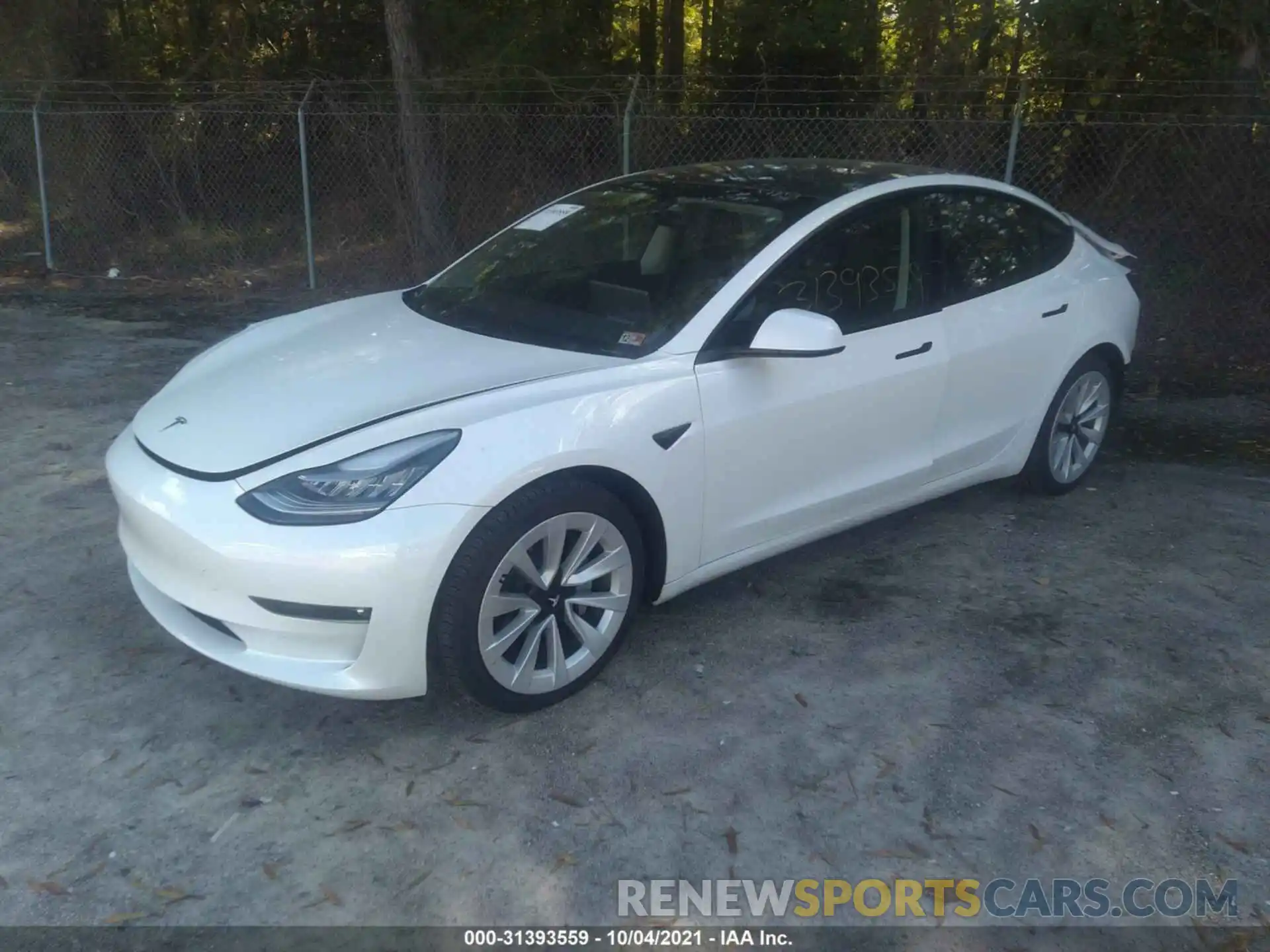 2 Photograph of a damaged car 5YJ3E1EB2MF855742 TESLA MODEL 3 2021