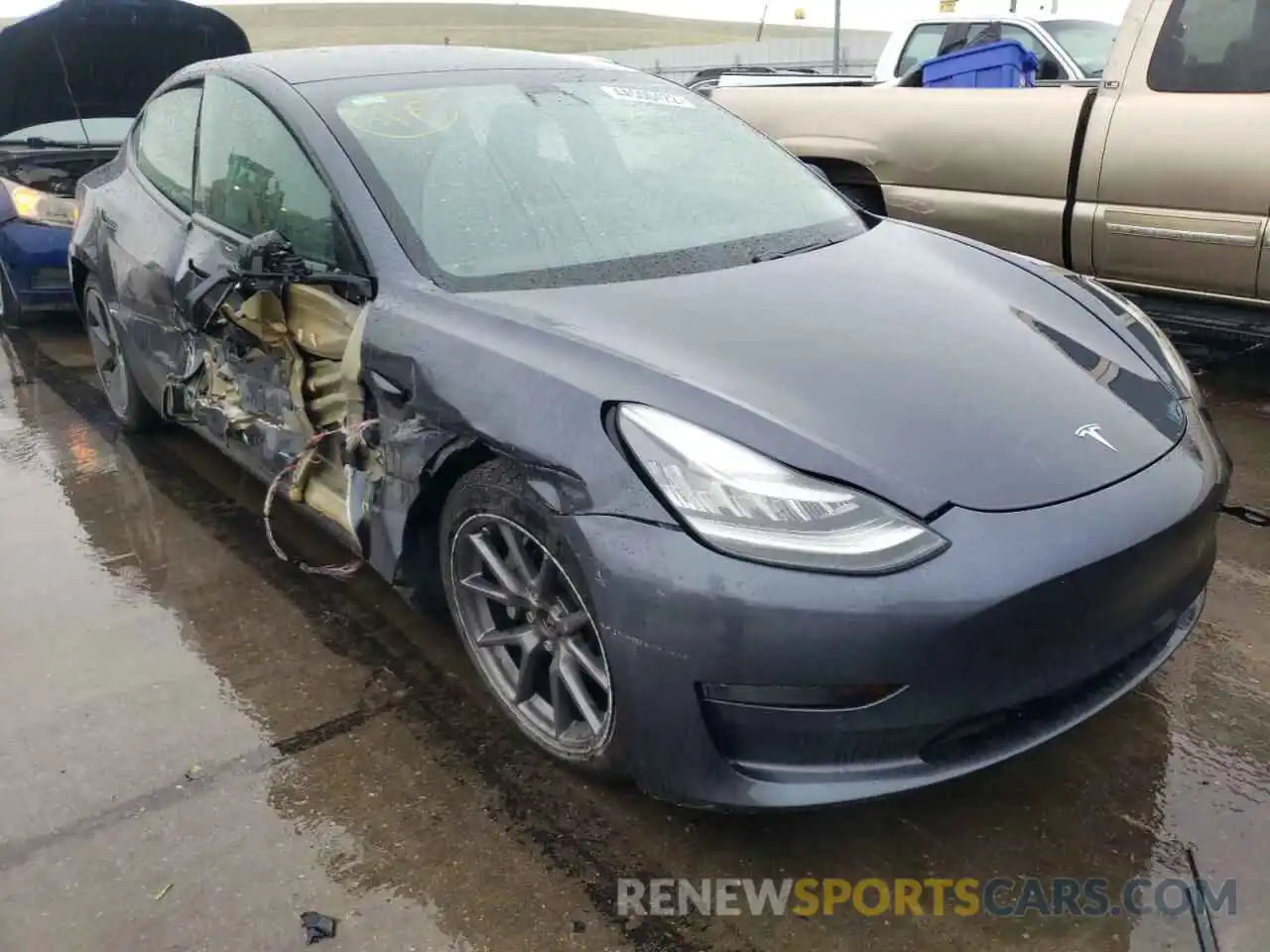 1 Photograph of a damaged car 5YJ3E1EB2MF862075 TESLA MODEL 3 2021