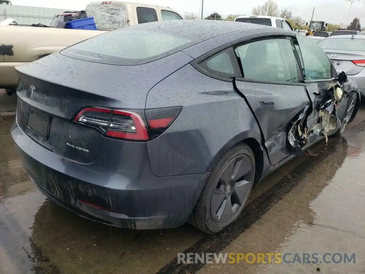 4 Фотография поврежденного автомобиля 5YJ3E1EB2MF862075 TESLA MODEL 3 2021