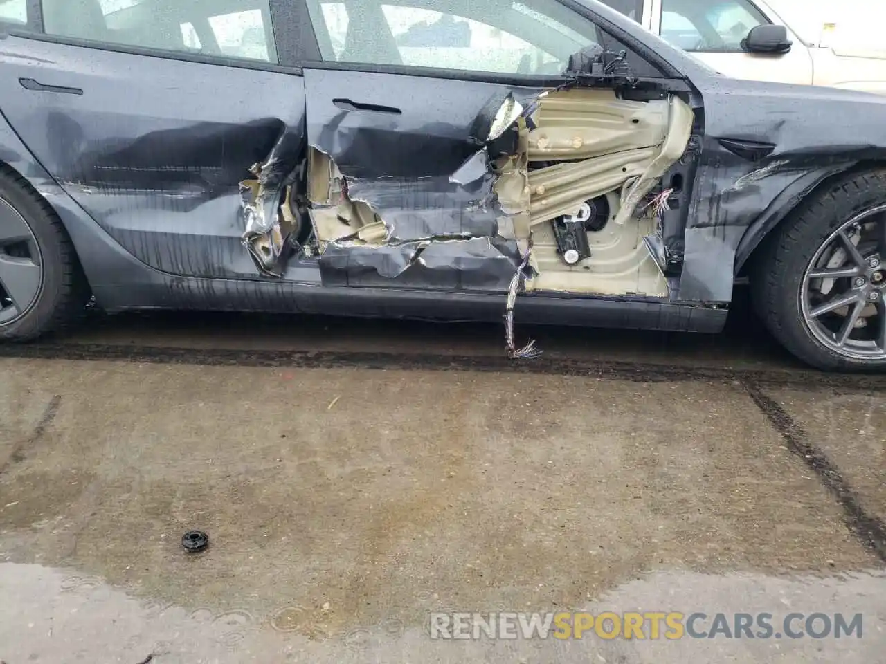 9 Photograph of a damaged car 5YJ3E1EB2MF862075 TESLA MODEL 3 2021