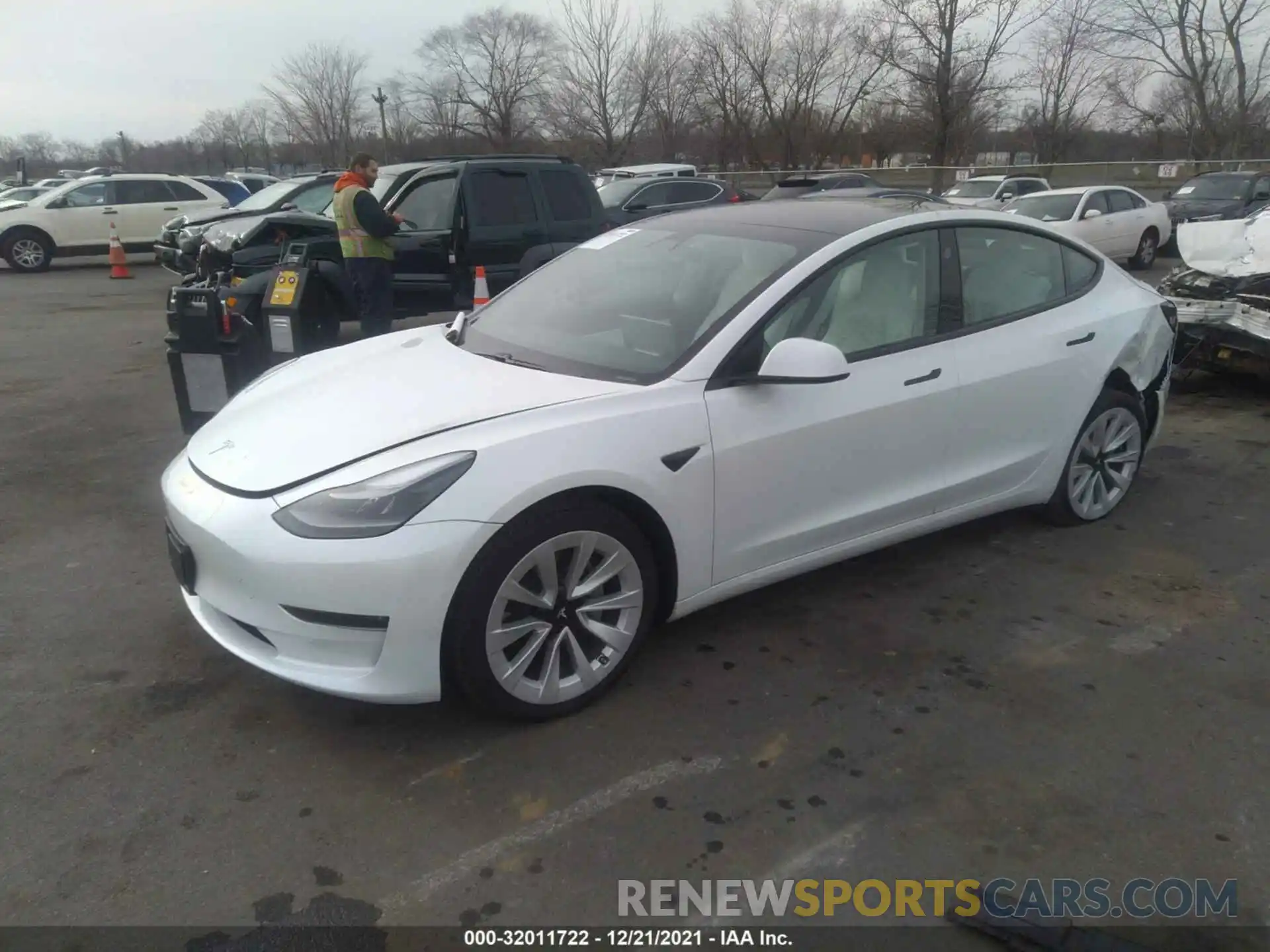 2 Фотография поврежденного автомобиля 5YJ3E1EB2MF916104 TESLA MODEL 3 2021