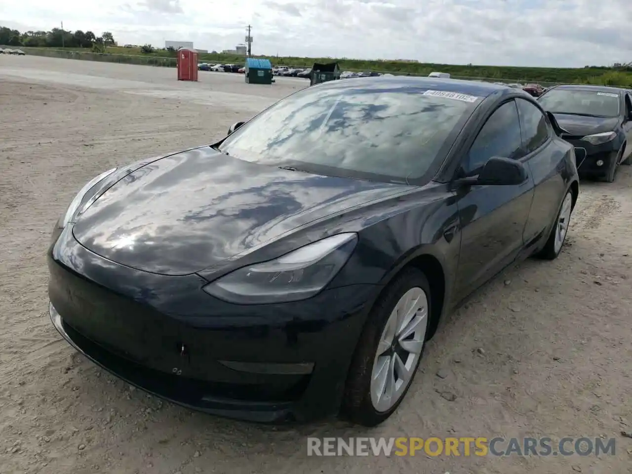 2 Photograph of a damaged car 5YJ3E1EB2MF919049 TESLA MODEL 3 2021