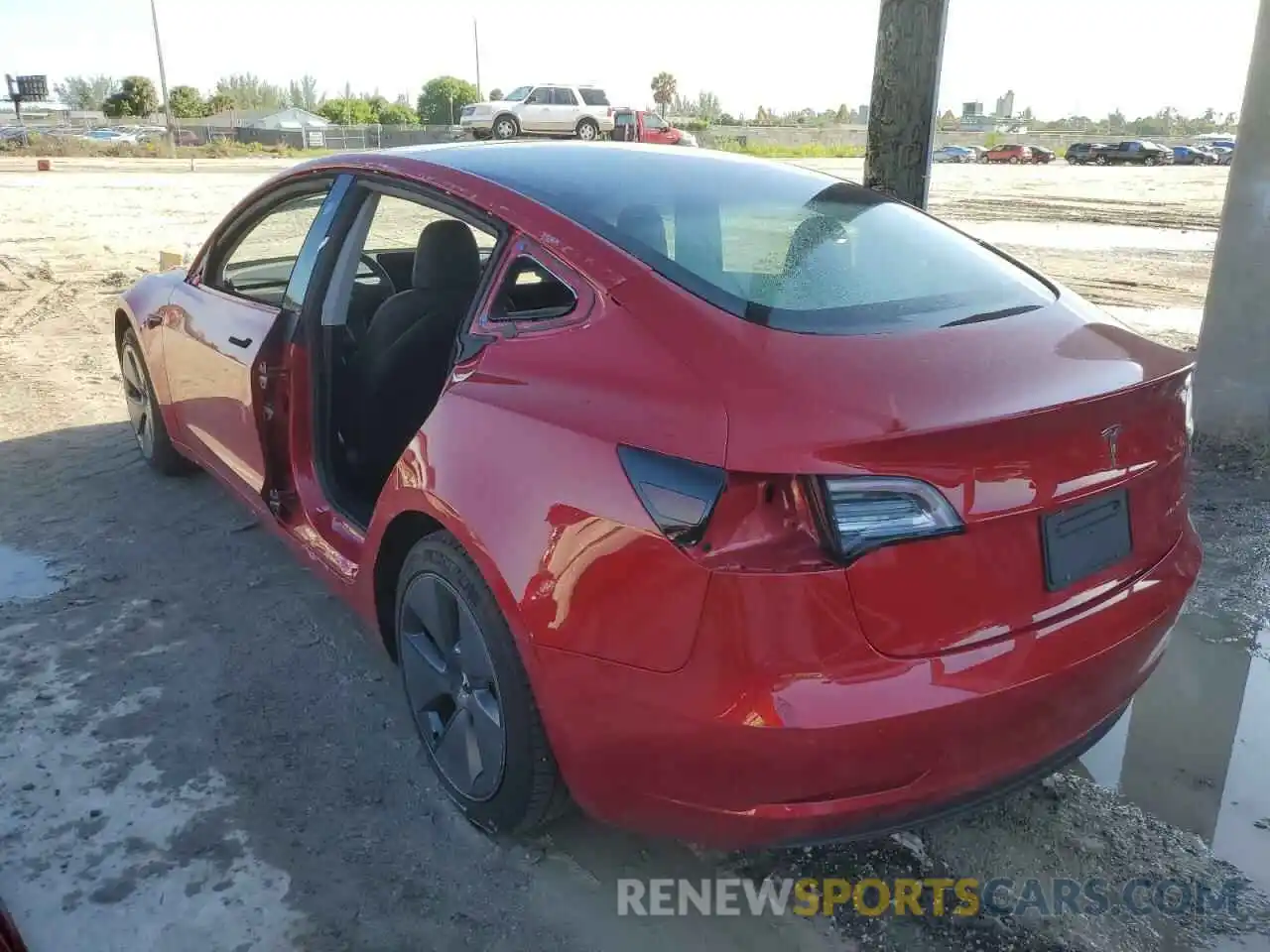 3 Photograph of a damaged car 5YJ3E1EB2MF924400 TESLA MODEL 3 2021