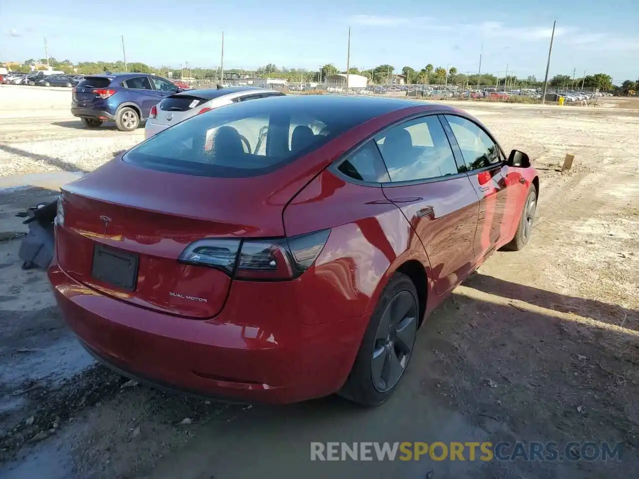 4 Photograph of a damaged car 5YJ3E1EB2MF924400 TESLA MODEL 3 2021