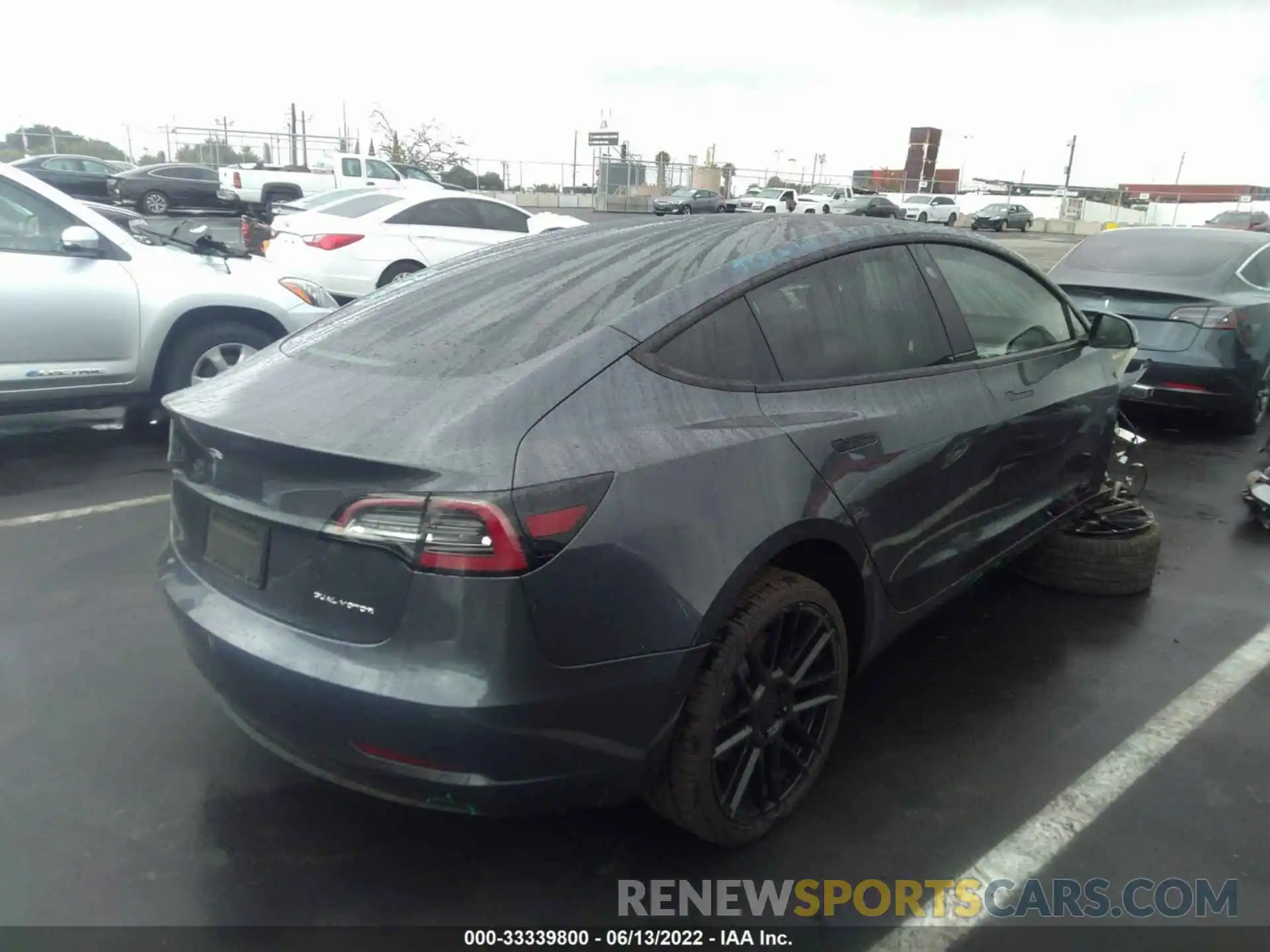 4 Фотография поврежденного автомобиля 5YJ3E1EB2MF937616 TESLA MODEL 3 2021