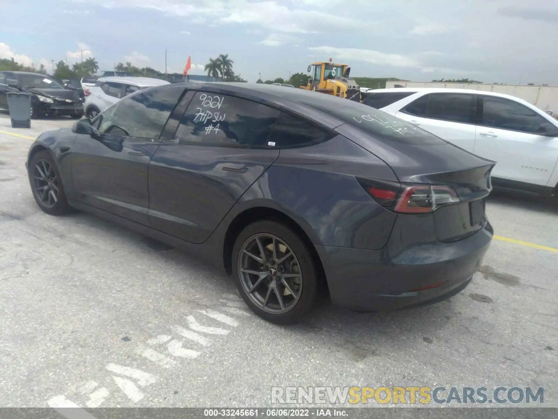 3 Photograph of a damaged car 5YJ3E1EB2MF979221 TESLA MODEL 3 2021