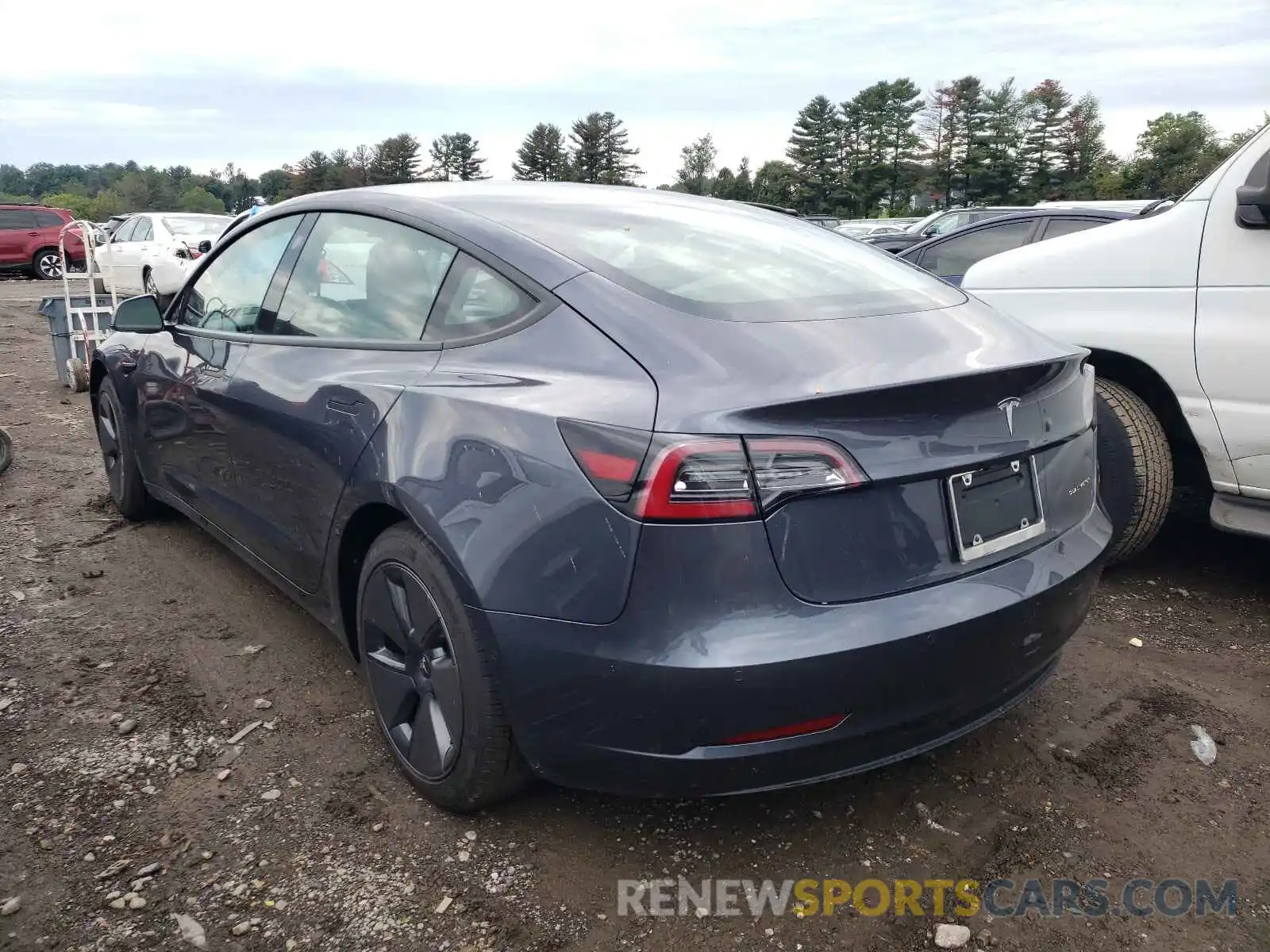 3 Photograph of a damaged car 5YJ3E1EB2MF983219 TESLA MODEL 3 2021