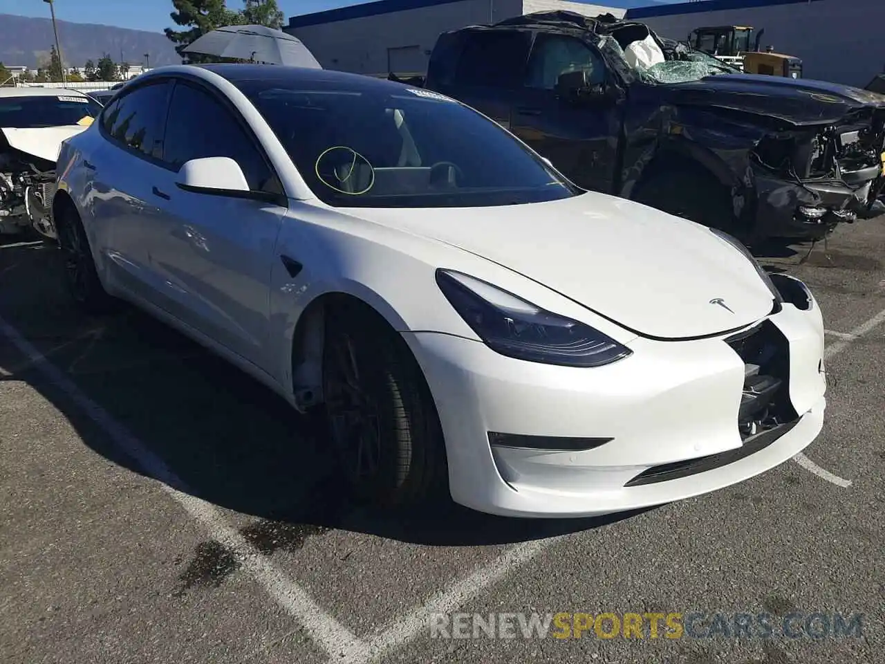 1 Photograph of a damaged car 5YJ3E1EB3MF006896 TESLA MODEL 3 2021