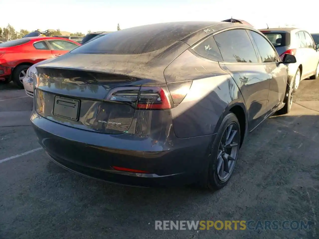 4 Фотография поврежденного автомобиля 5YJ3E1EB3MF072297 TESLA MODEL 3 2021