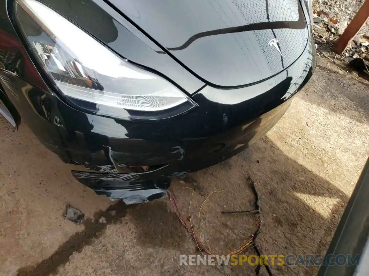 10 Photograph of a damaged car 5YJ3E1EB3MF836696 TESLA MODEL 3 2021