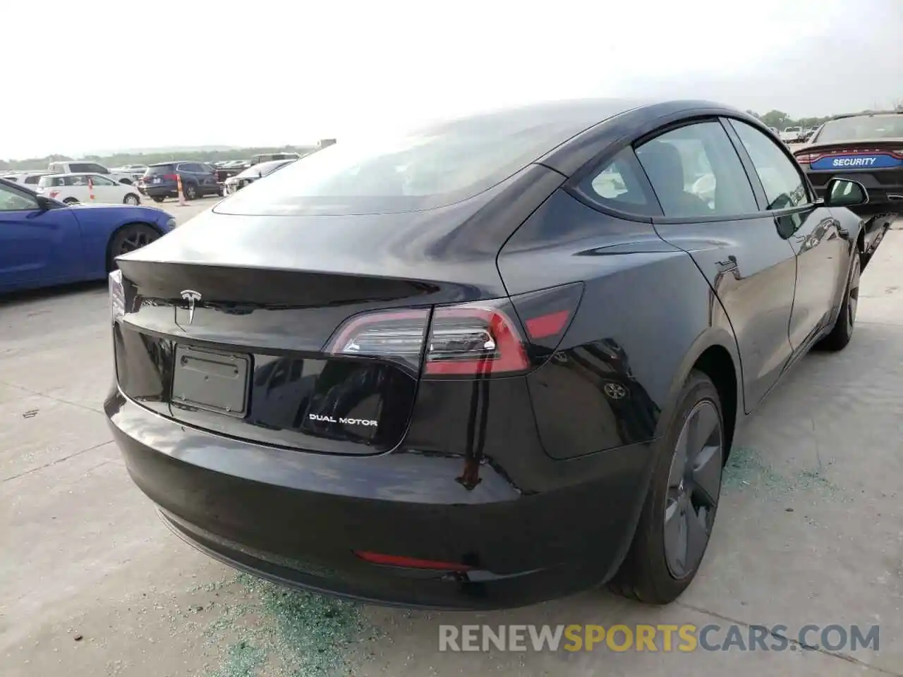 4 Photograph of a damaged car 5YJ3E1EB3MF992141 TESLA MODEL 3 2021