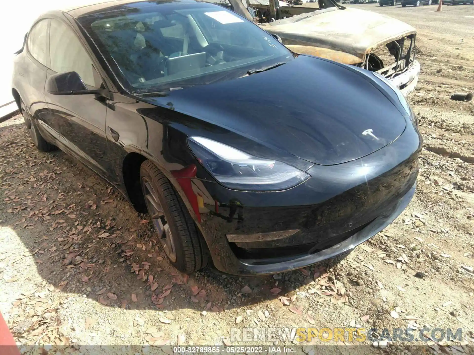 1 Photograph of a damaged car 5YJ3E1EB4MF003618 TESLA MODEL 3 2021