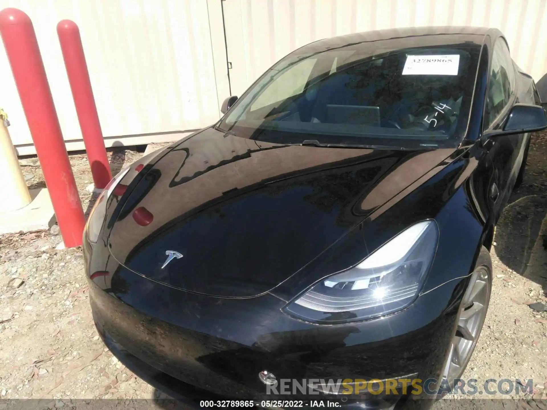 2 Photograph of a damaged car 5YJ3E1EB4MF003618 TESLA MODEL 3 2021